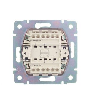 Одноклавишный переключатель Legrand Valena