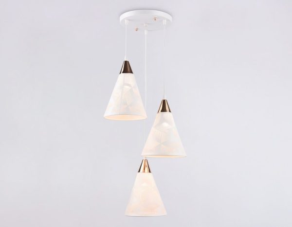 Подвесная люстра Ambrella Light TR8433.